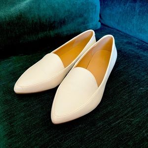 Banana Republic Cream flats